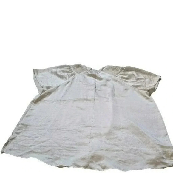 Lane Bryant Top Flutter Sleeve Collarless Ivory Size 18 V-neck Women's - Picture 6 of 10